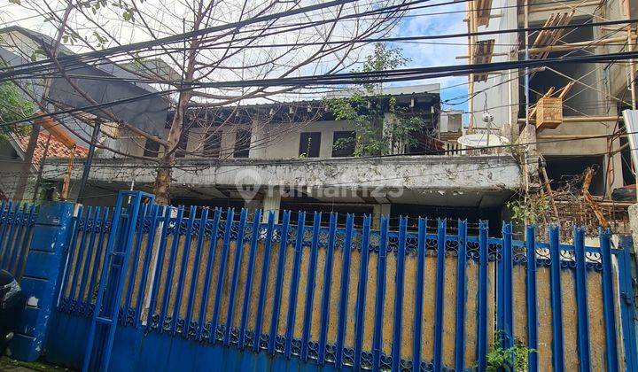 Rumah LamaHitung Tanah di Sambas 7 Jakarta Selatan 1