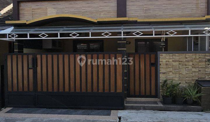 Rumah Bagus 2 Lantai dan Sudah Renovasi di Perumahan Cahaya Garuda Residence 1