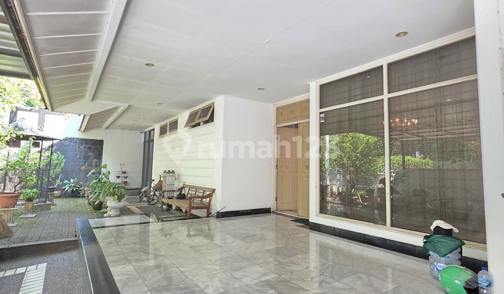 Rumah Butuh Minim Renovasi di Kebayoran Baru