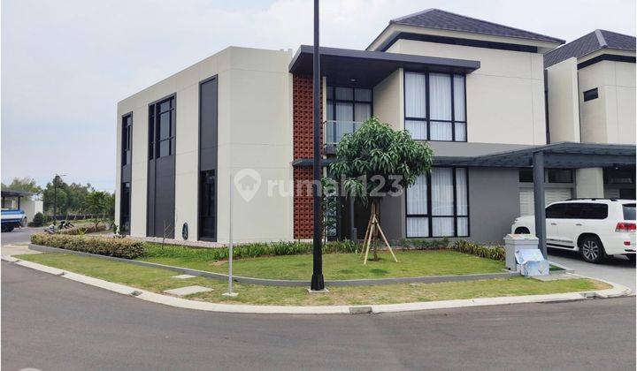 Rumah di summarecon cluster Emily full furnished siap huni  1