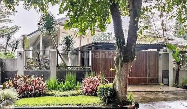 Rumah di ciumbuleuit cidadap full furnished siap huni  1