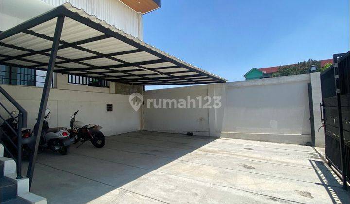 Rumah Di Cisaranten Arcamanik Bisa Untuk Workshop Ada Basement  2