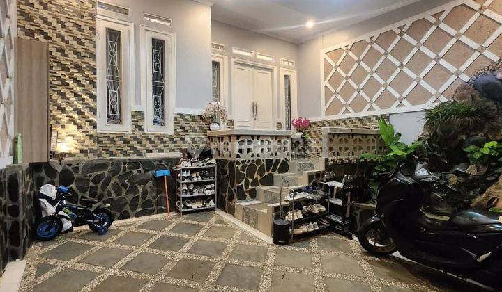 Di Jual Rumah Cantik di deket permata pamulang  1