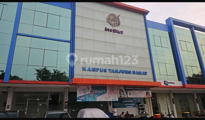 Quick sale below market price: a nice and strategic 3-story shop house in Graha Shop House Complex. Quick sale below market price: a nice and strategic 3-story shop house in Graha Shop House Complex.