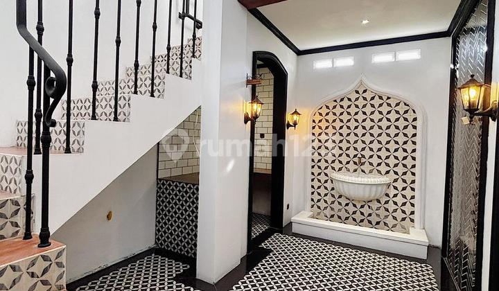 Dijual Rumah Siap Huni di Lokasi Strategis - Cinere, Depok