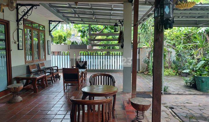 Rumah Taman Besar Asri Nyaman Dekat Binplaz Sektor 2 5