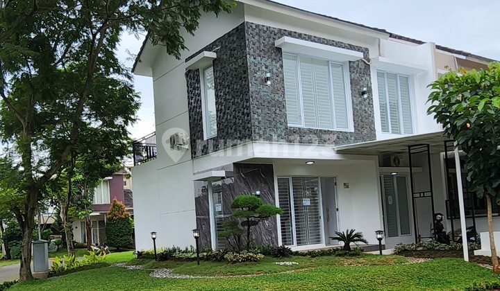 Brand New Rumah Modern Minimalis Hook Taman depan samping belakang @ Graha Raya Bintaro 2