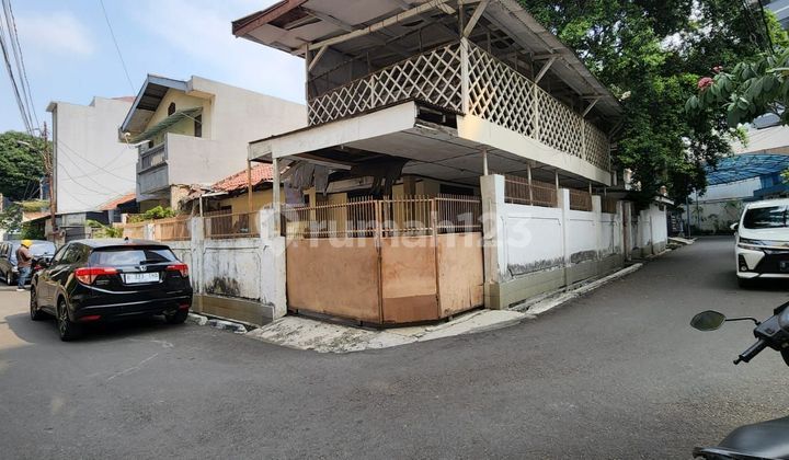 BU  Cepat  Rumah Harga Kavling,Hook,  bagus Untuk kos2an Lokasi dekat gedung2 Perkantoran @Setiabudi Timur, Setiabudi