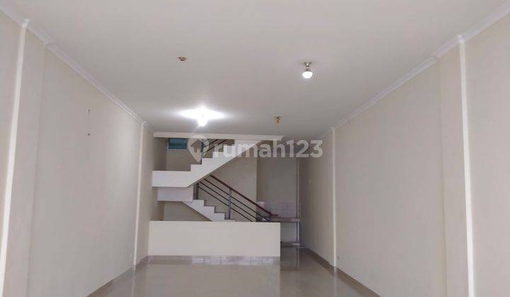 Ruko 3 Lantai Murah Siap Usaha, Strategis, Pinggir Jalan, Bintaro 4