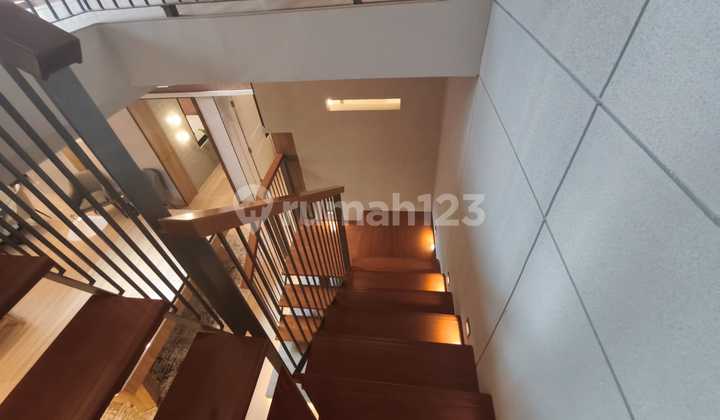 Dijual/Disewakan Rumah di Kota Baru Parahyangan Full Furnished