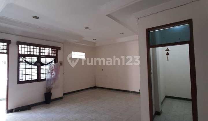 Dijual Rumah di Taman Kopo Indah Bandung Siap Huni