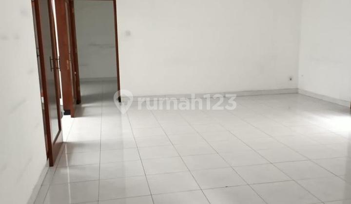Disewakan Rumah di Singgasana Pradana Bandung 2