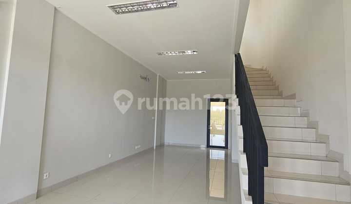 Disewakan Ruko Baru di Summarecon Bandung Siap Pakai Disewakan Ruko Baru di Summarecon Bandung Siap Pakai