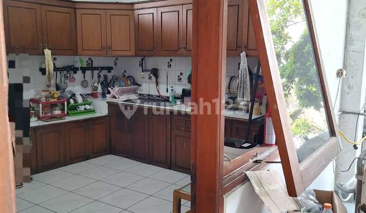 Dijual Rumah + Tempat Usaha Strategis Gatot Subroto Bandung 2