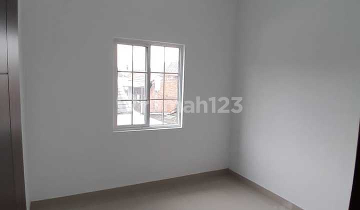 For Sale Beautiful Ready-to-Live Home in Pinus Regency Bandung 2