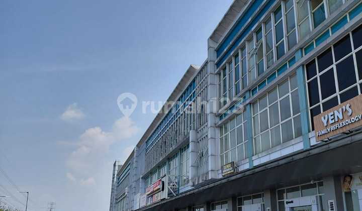 For Rent: Summarecon Bandung Shop House, Hook Position