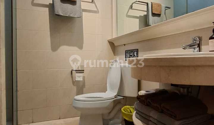 For Sale 3-Story House Fully Furnished Ciumbuleuit Bandung 2