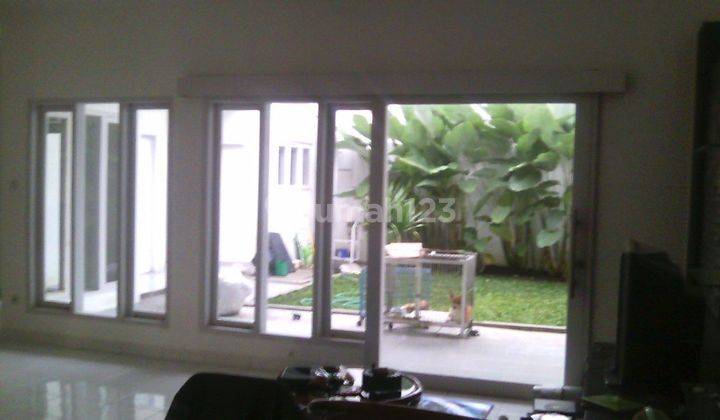 Disewa Rumah Siap Huni di Setraduta 1