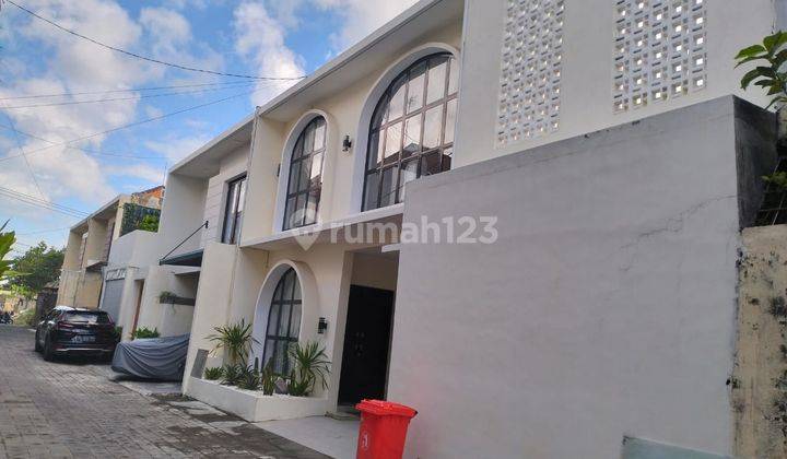 Villa Dijual Seminyak Kuta Selatan Bali Full Furnished 1