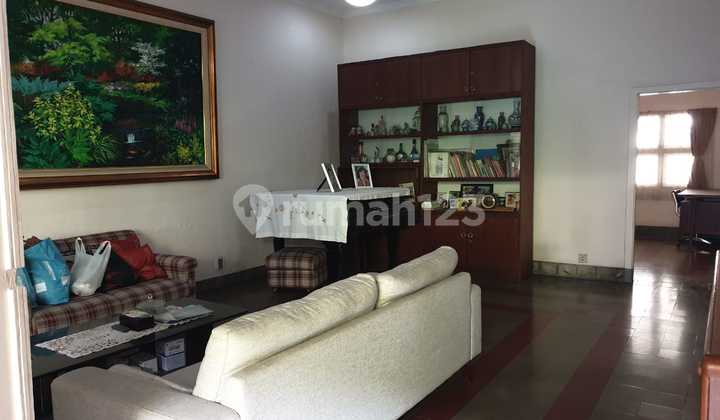 Dijual Rumah Lama Terawat di Area Pandu Bandung