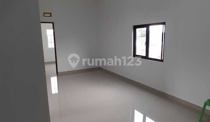 Dijual Rumah Cantik Siap Huni di Pinus Regency Bandung