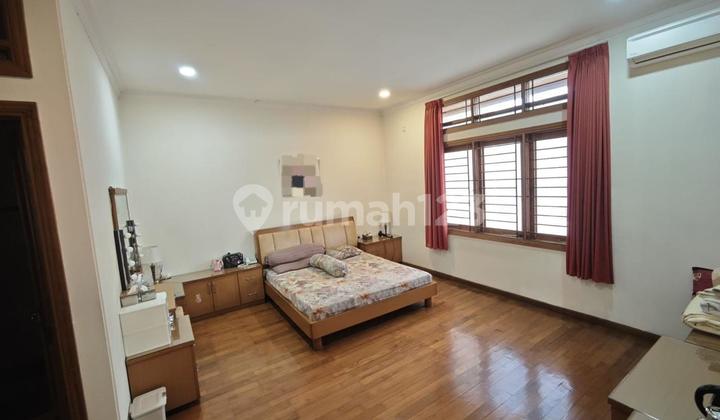 For Sale Large Luxury House in Mekarwangi Bandung 2