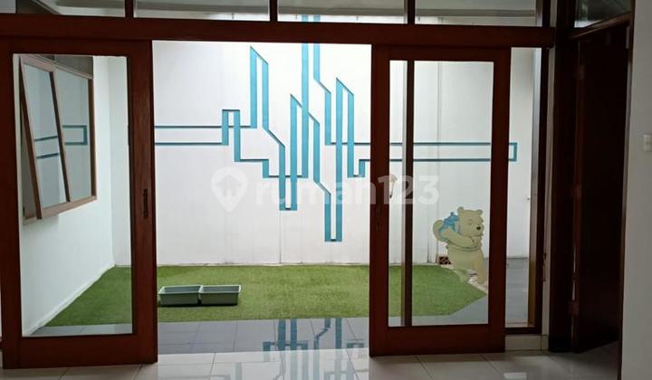 Disewakan Rumah di Singgasana Pradana Bandung 1
