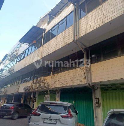 Ruko 4 Lantai Siap Pakai dan Lokasi Strategis @Bratajaya Gubeng 1