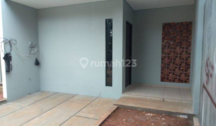 Brand New ! Rumah Siap Huni dalam Cluster dan Strategis @Ciputat 2