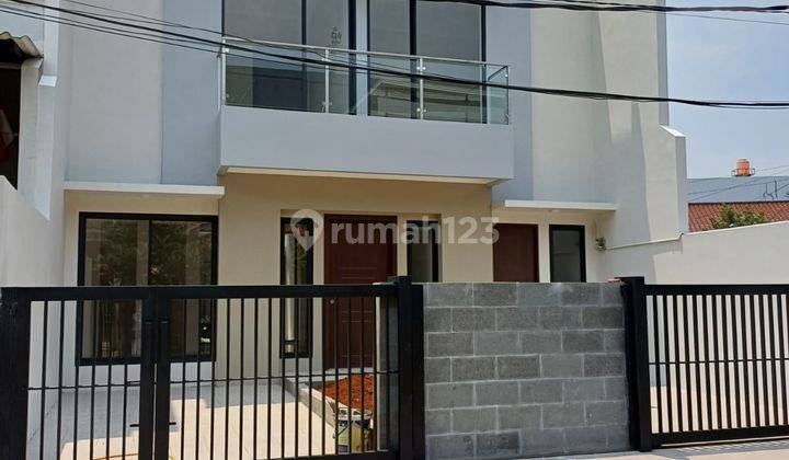 Rumah dengan Bangunan Baru dan Siap Huni @Permata Bintaro 1