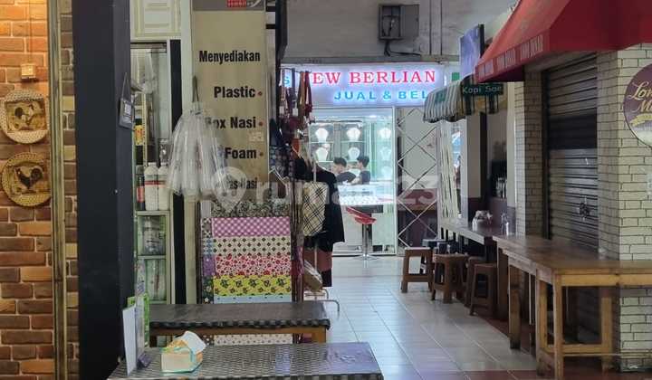 Hook Kiosk Strategic Location and Busy Area @Bintaro Sector 7