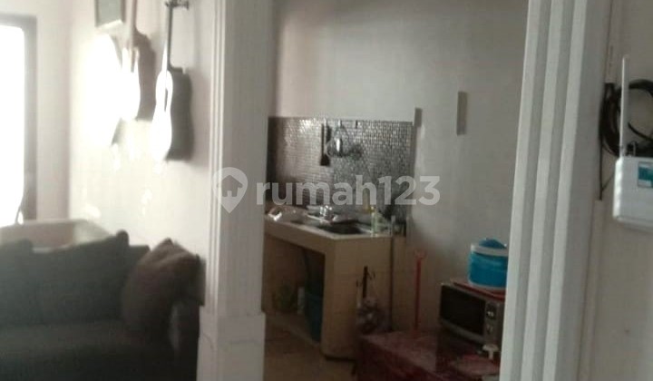Rumah Siap Huni LT 135 m2 LB 96 m2 dengan Hunian Nyaman dan Asri di Jakarta Timur 2