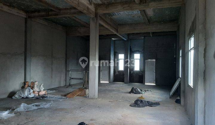 Ruko berukuran lebar, lokasi strategis di Jl. Tanjung Raya 2 7
