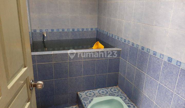 Ruko ukuran besar di sewakan di Jl. K.H.A.Dahlan 6