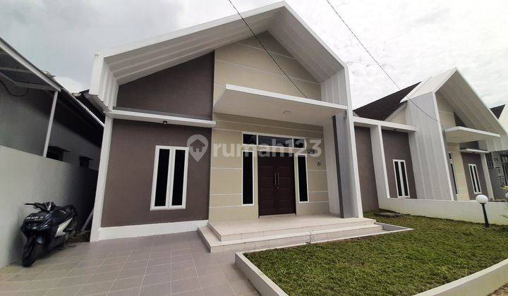 Rumah dijual komp. Dazhill Symphony - Parit H. Husein 2 2