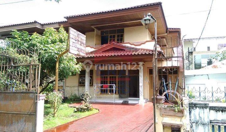 Dijual rumah tepi Jl. W.R Supratman, strategis di Pontianak 2