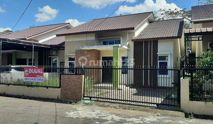 Rumah baru siap pakai di Jl. Ujung Pandang 2 Komp. Gading Beverly 2