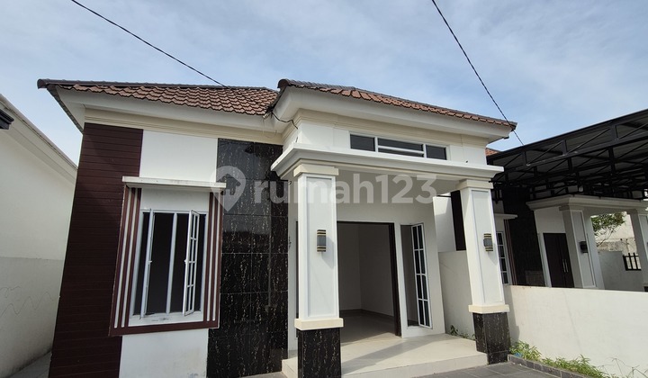For Sale: New and Single Residential House on Jl. Bina Jaya - Pontianak 2
