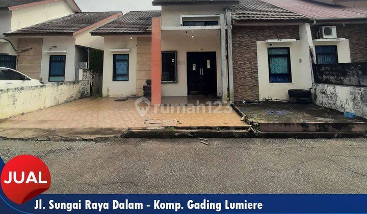 Dijual Rumah Di Jl. Sui Raya Dalam Komp. Gading Lumiere - Shm 1