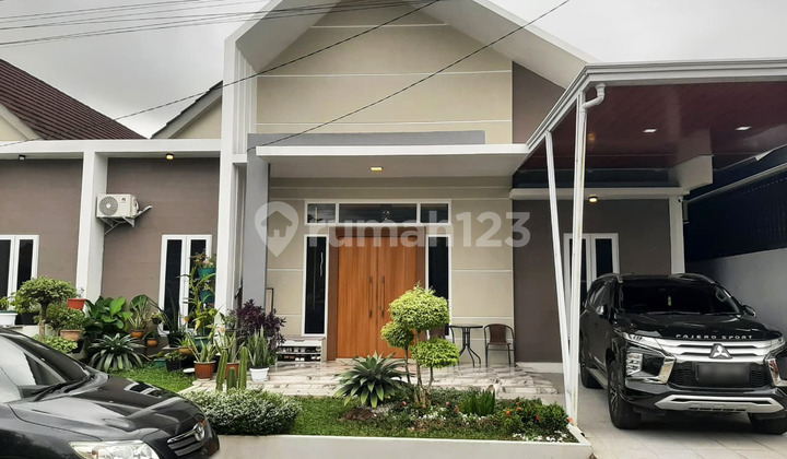 Dijual Rumah Di Paris 2 Komp. Dazhill Symphony Dijual Rumah Di Paris 2 Komp. Dazhill Symphony
