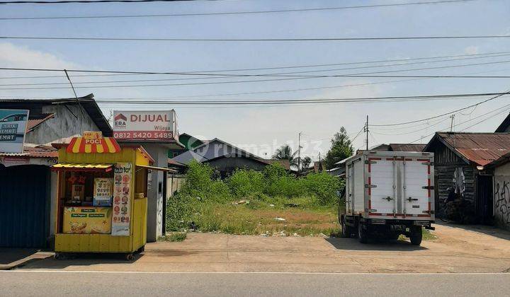 Dijual sebidang tanah di pinggir Jalan Kom Yos Sudarso  2