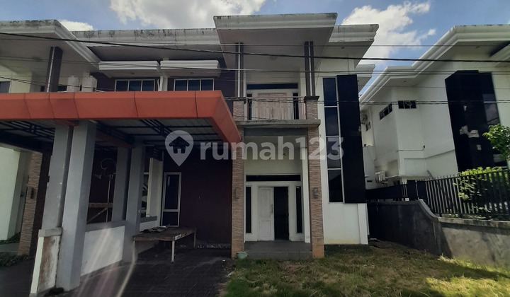 Dijual Rumah 2Lt di Paris 2 - Cocok untuk Hunian