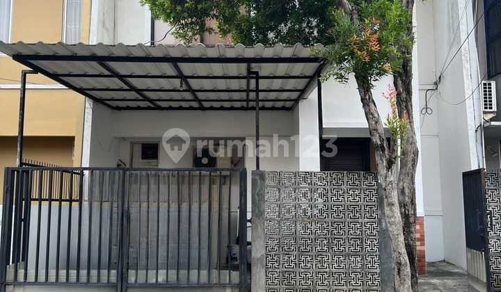 Jual Cepat Rumah Bagus Terawat, 2 Lantai, SHM Metro Permata 1, Akses Tol Dalam, Dekat Metland Greenlake Puri 11