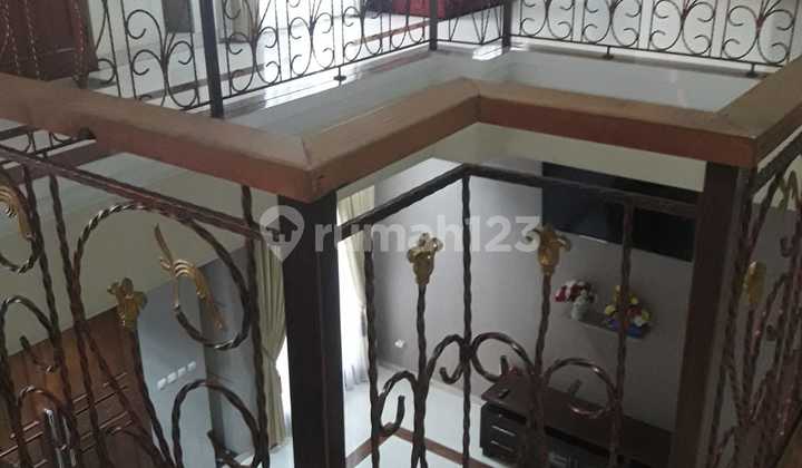 Rumah Mewah Siap Huni di Pamulang, Tangerang Luas 396M2 2