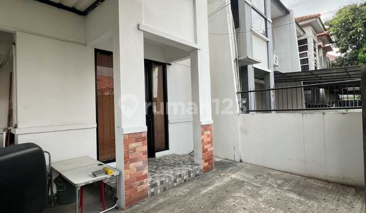Ready-to-Occupy House in Metro Permata, Freehold Title, 2 Floors 2