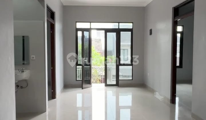 Siap Huni Rumah 2 Lantai Mahagoni Park Bintaro Jaya Bagus Terawat SHM Hadap Utara 2