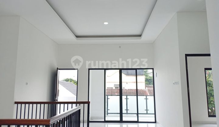 Brand New House Kencana Loka 2 Floors Good Ready to Occupy