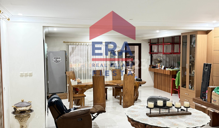 Rumah 2 Lantai Ada Rooftop SHM di Taman Ratu Siap Huni 2