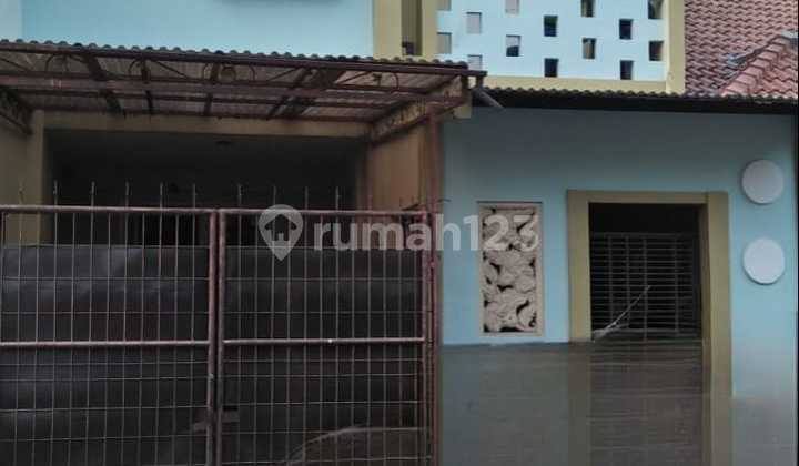 Rumah 2 Lantai di Metro Permata 1 Bebas Banjir Lokasi Dekat Greenlake Metland Puri, SHM