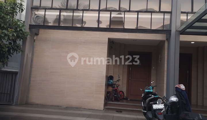 2-Story House in Alam Sutera Cluster Victor 2